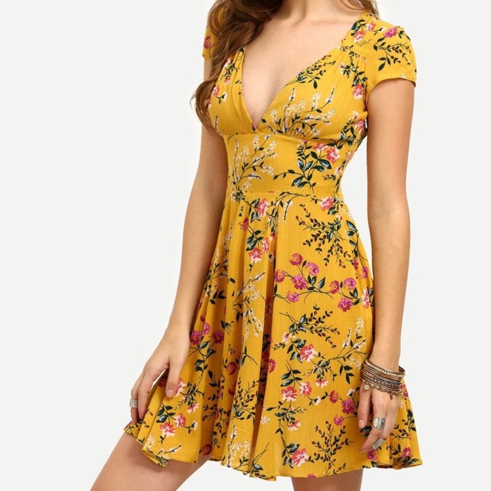 Shein Golde V Neck Flare Dress With Cutout